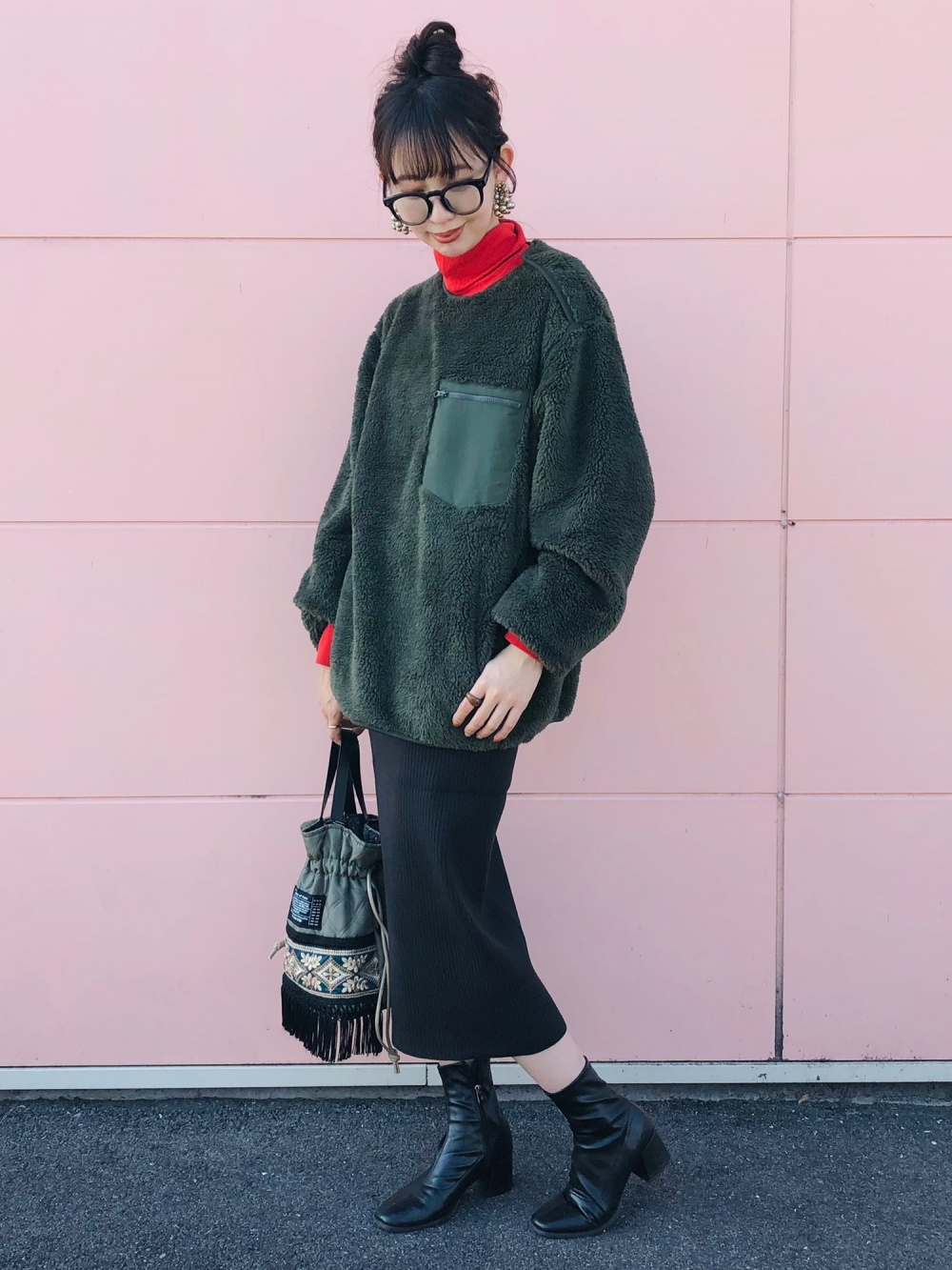 極暖ヒートテックシームレスリブタートルネックT、ファーリーフリースプルオーバー（長袖）」の着用コーディネート| ユニクロ公式