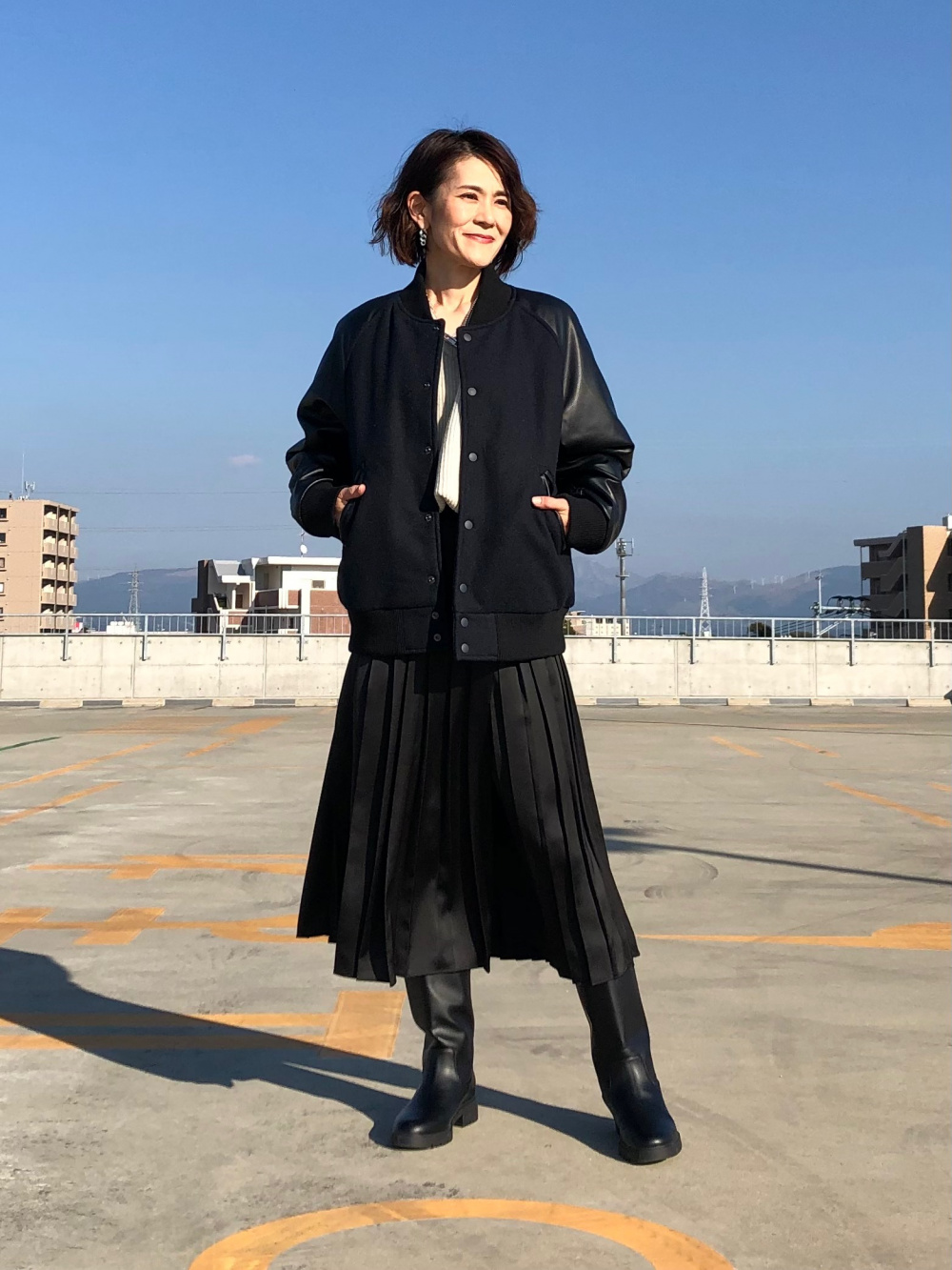 半袖ポロシャツ　アシメプリーツスカート　セットアップ　サイズM 春夏　UVカット ドライカノコ襟ラインポロシャツ（半袖）、アシンメトリープリーツ