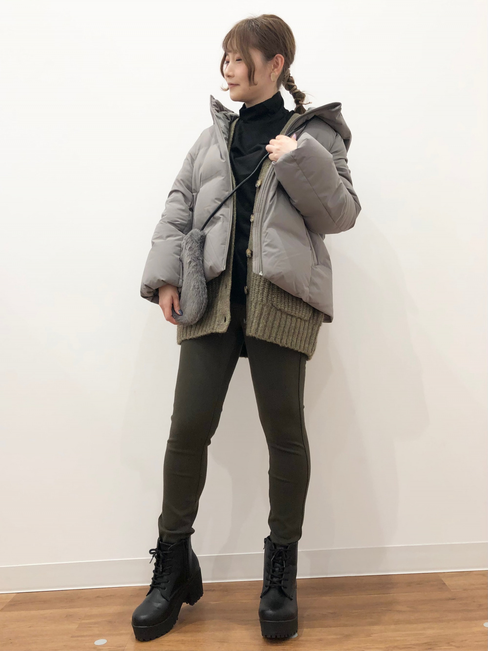 ウルトラウォームハイブリッドダウンロングコート、3DカシミヤVネック