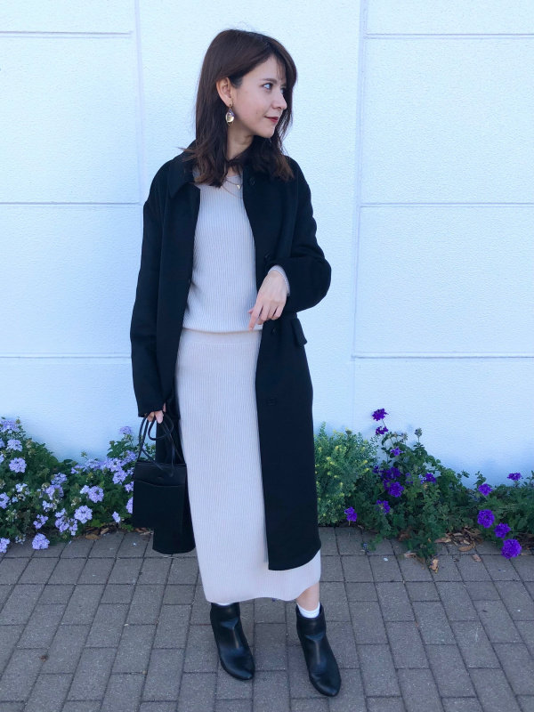 3Dカシミヤリブスカート セットアップ可能（レディース）の着用