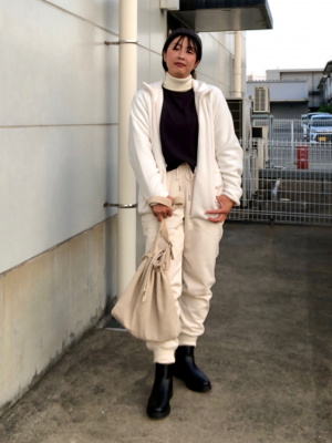 ベージュ フリースセーター 長袖 i1v14.jpg