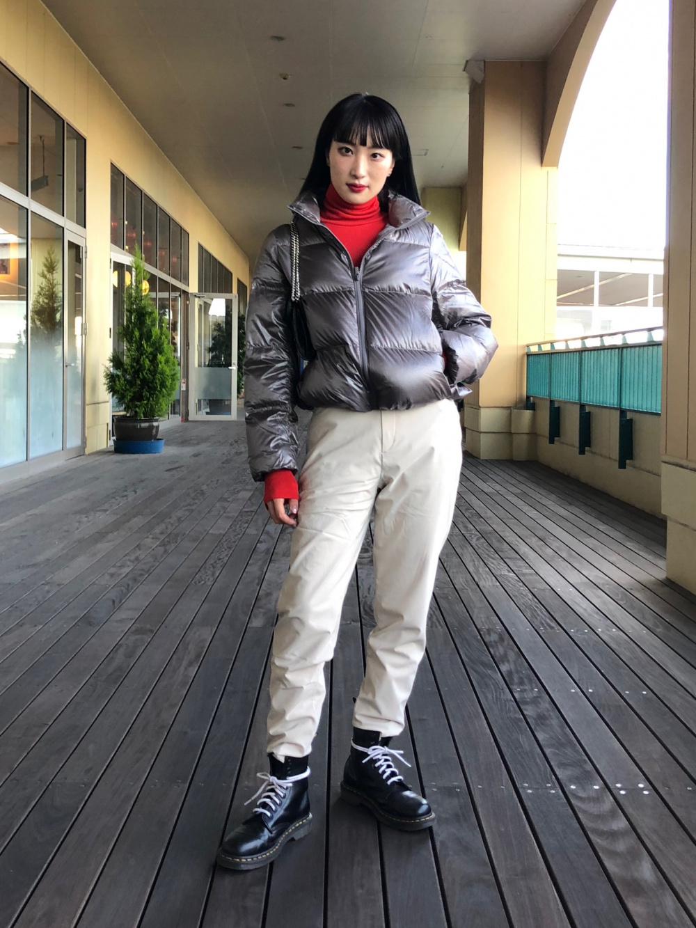 UNIQLO ユニクロ ウルトラライトダウンシャイニーボリュームジャケット