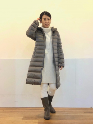 ユニクロ公式 | ウルトラライトダウンロングコート