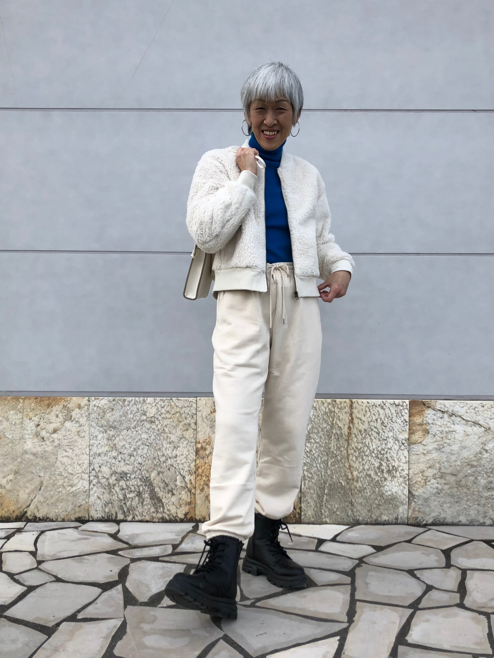 アンディ ウォーホル キョウト Ut グラフィックtシャツ 半袖 レギュラーフィット 防風アウターフリースリブブルゾン の着用コーディネート ユニクロ