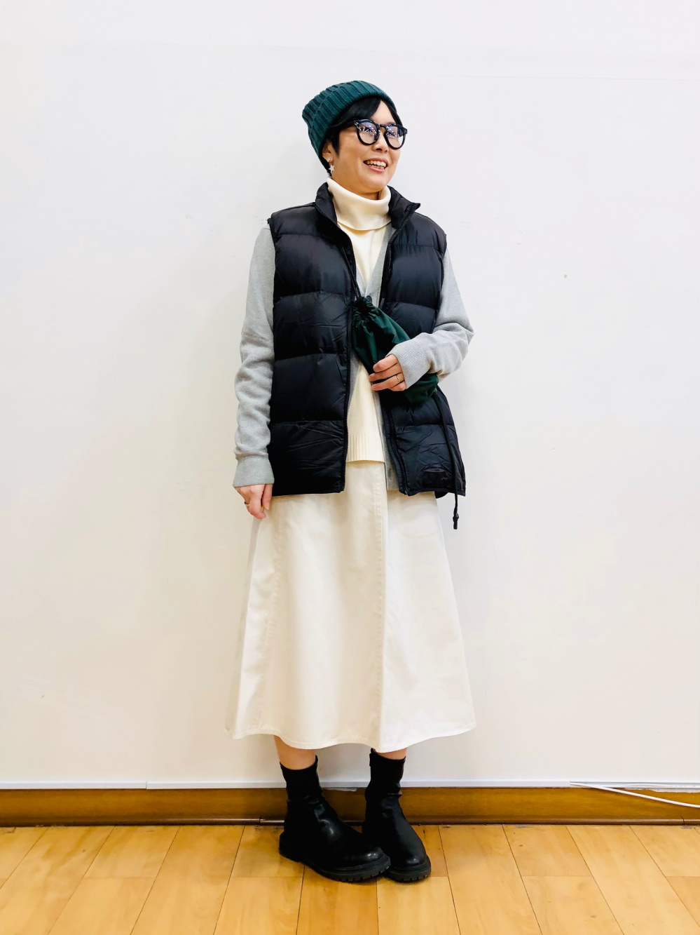 UNIQLO - UNIQLO スフレヤーン タートルネックセーター　リブ スカート　セットアップ UNIQLO - UNIQLO スフレヤーン タートルネックセーター リブ