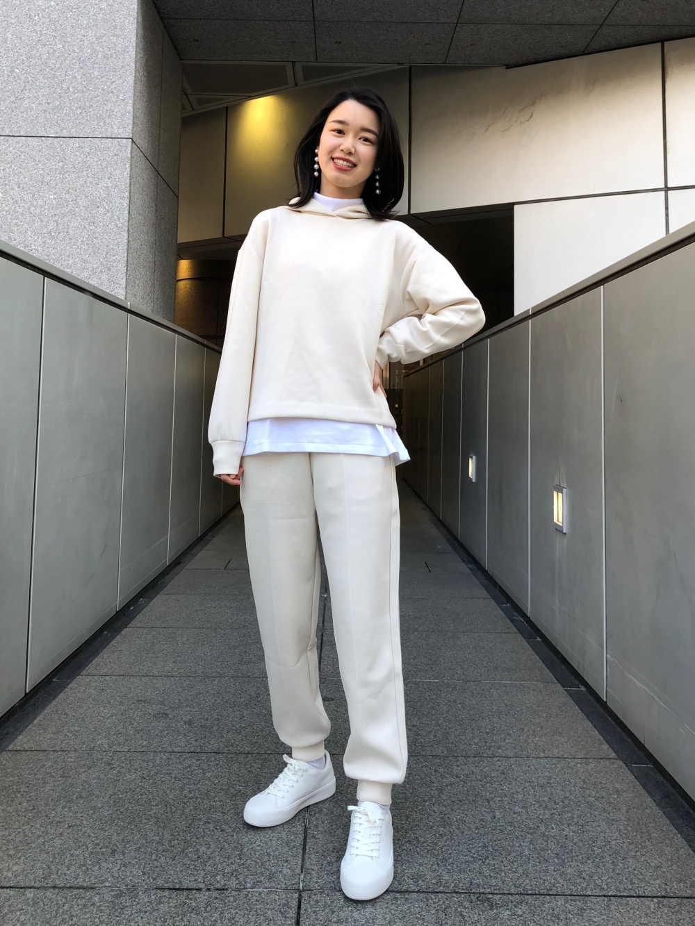 独特な UNIQLO メンズ ジョガーパンツ ダークグレーMサイズ ユニクロ ジョガーパンツ M