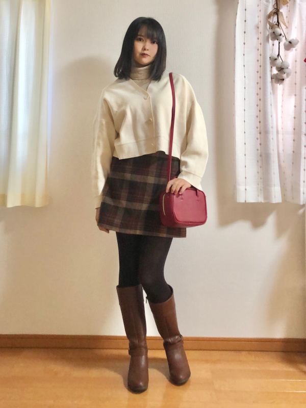 ウールブレンドミニスカート（チェック）（レディース）の着用