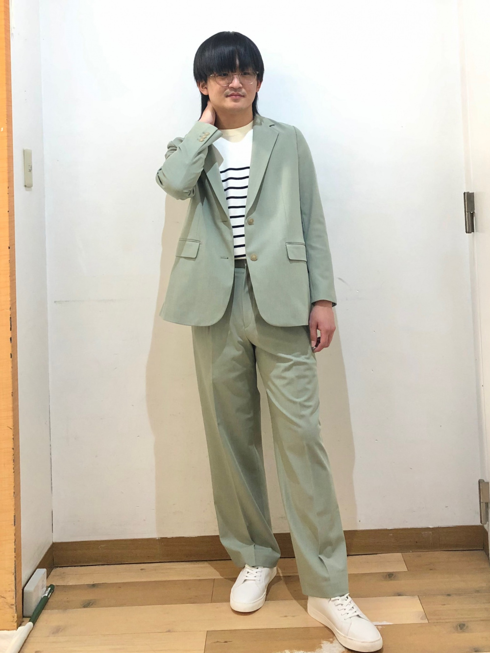 UNIQLOユニクロリラックステーラードJKとタックワイドパンツおまけ付きXL リラックステーラードジャケット、タックワイドストレートパンツ