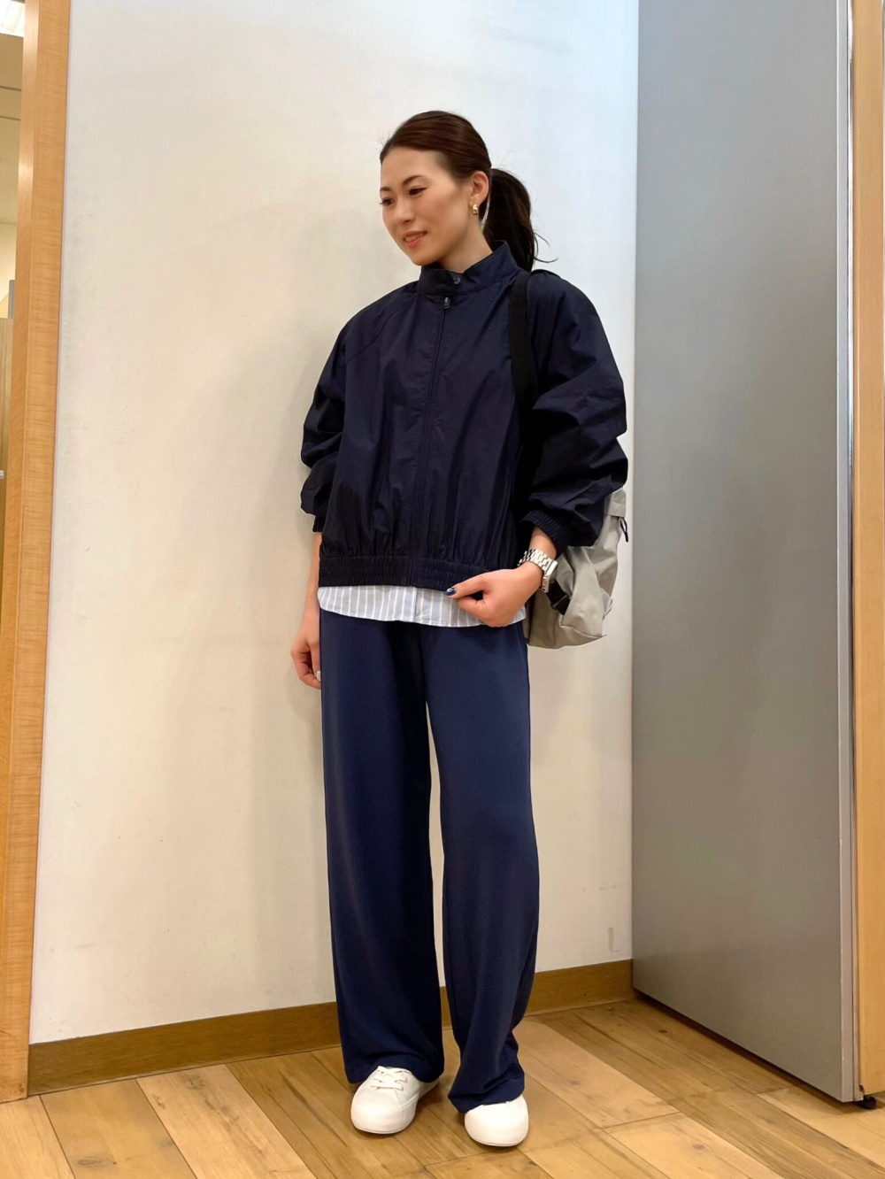 コットンショートブルゾン」の着用コーディネート| ユニクロ公式
