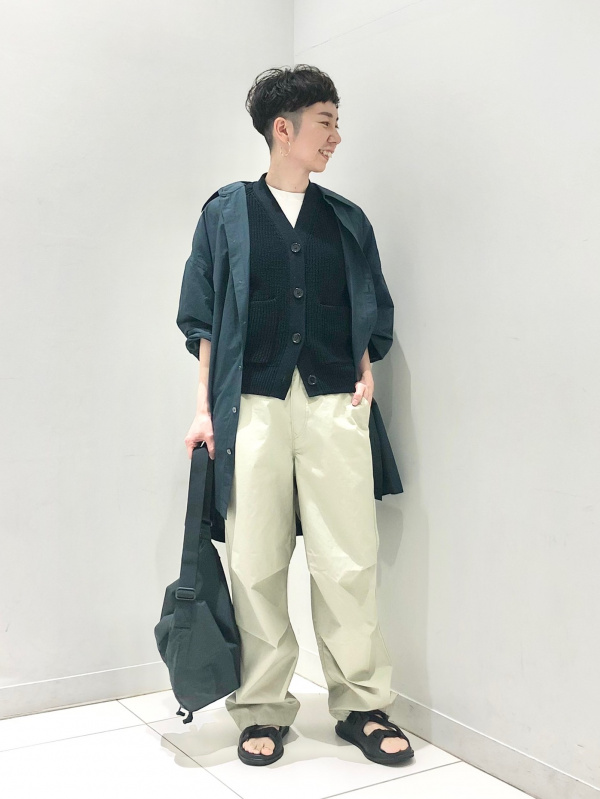 ワイドフィットパラシュートパンツ　UNIQLO U