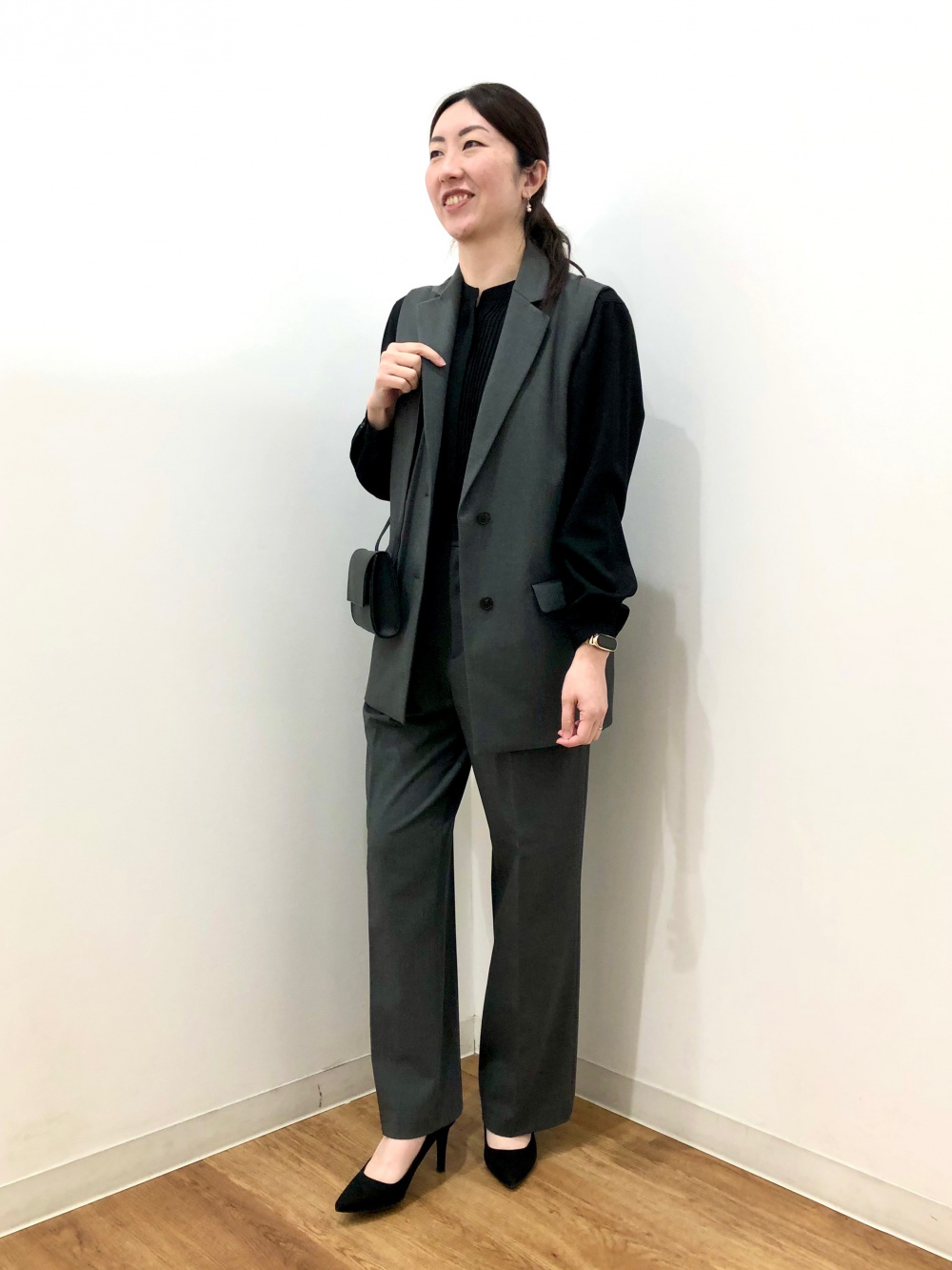 レーヨンピンタックブラウス（長袖）、感動パンツ（スリムストレート