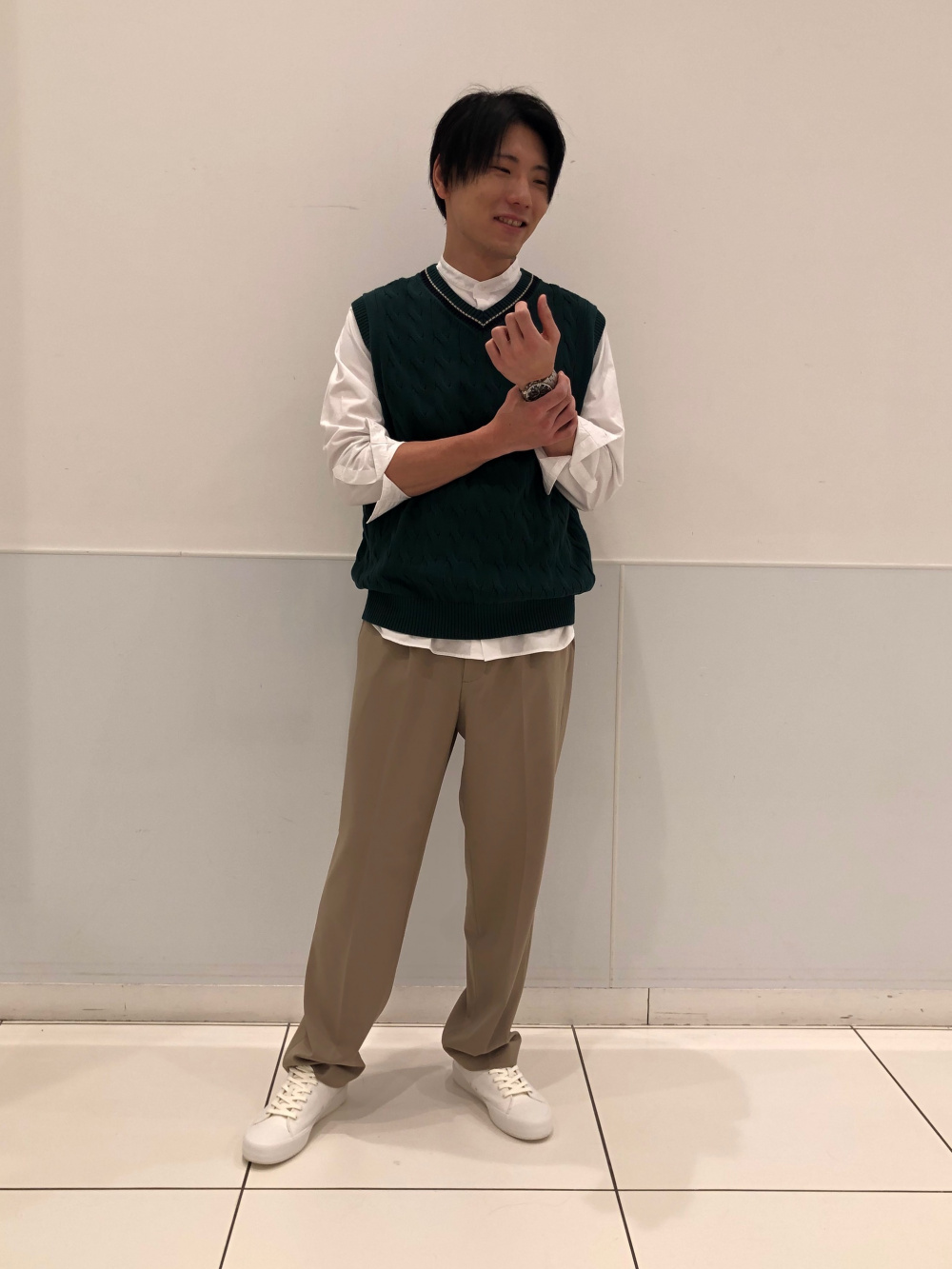 「感動ブレザー2WAYストレッチ（袖丈着丈標準）、PEACE FOR ALL グラフィックTシャツ（半袖・レギュラーフィット）佐藤可士和」... 