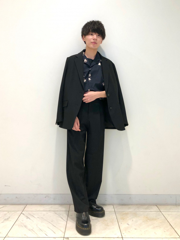 リラックステーラードジャケット、タックワイドパンツ（丈標準68～70cm