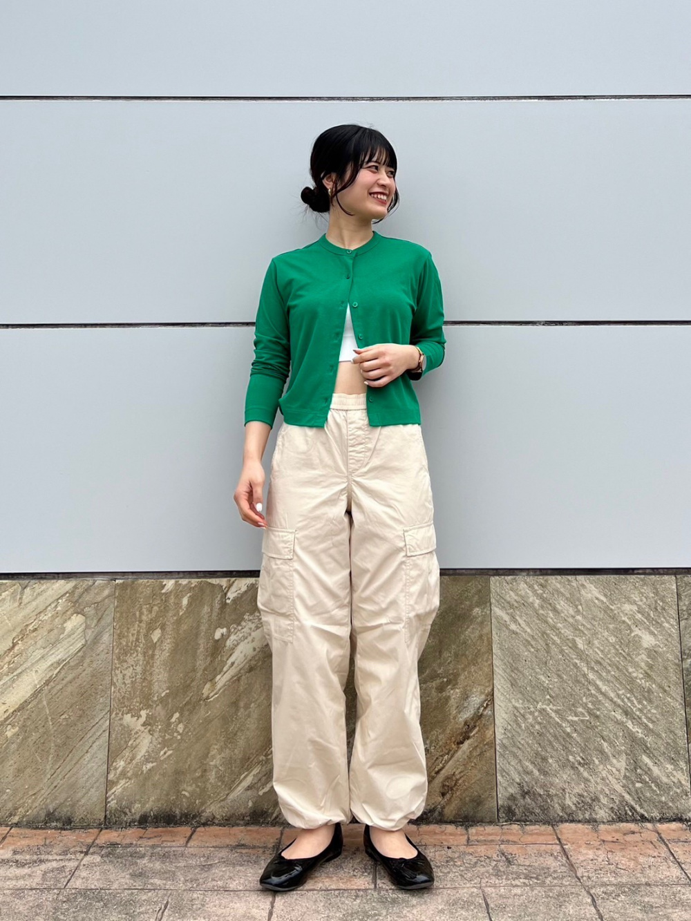 高評価なギフト UNIQLO イージーカーゴパンツ ユニクロ ☆ 100cm カーゴパンツ