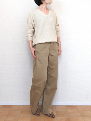 UNIQLO - 新品 ユニクロ コットンバギーパンツ オフ ホワイト