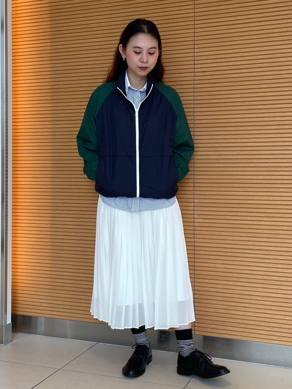 UNTITLEDノーカラージャケットユニクロシフォンプリーツスカート デニムジャケット、シフォンプリーツスカート（丈標準78～82cm