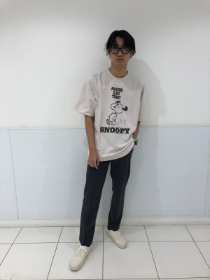 ユニクロ公式 | レトロ ピーナッツ UT グラフィックTシャツ