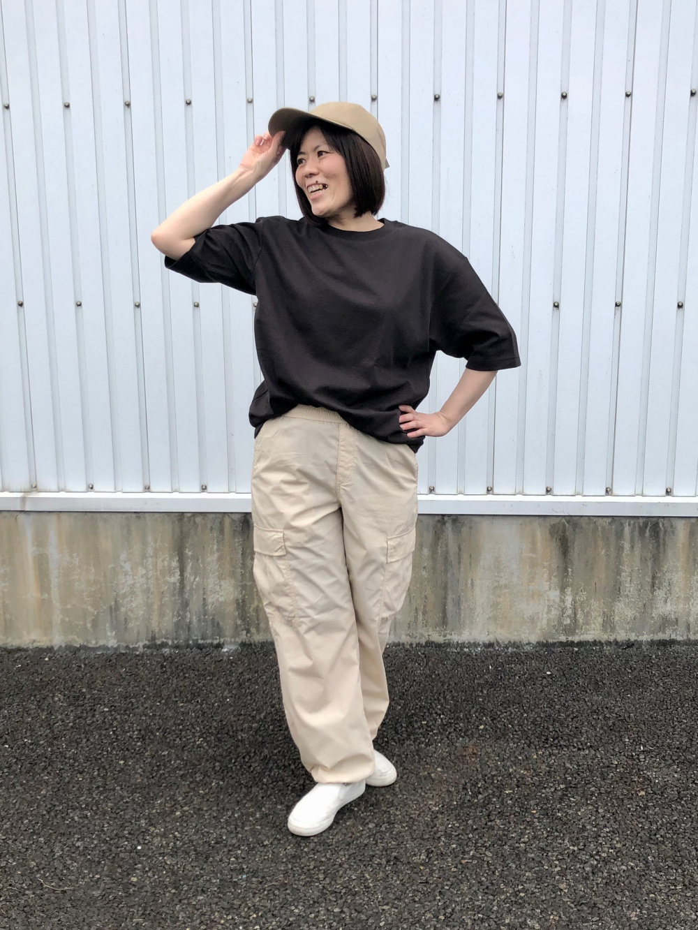ユニクロ UNIQLO レディース カーゴパンツ サイズS カーキ 通販 新品タグ付 ユニクロ イージーカーゴパンツ丈標準 オンライン限定XS オリーブ