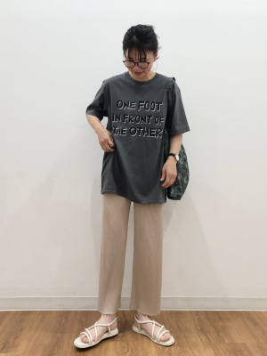 ユニクロ公式 | プリーツストレートパンツ（丈標準62.5～64.5cm）