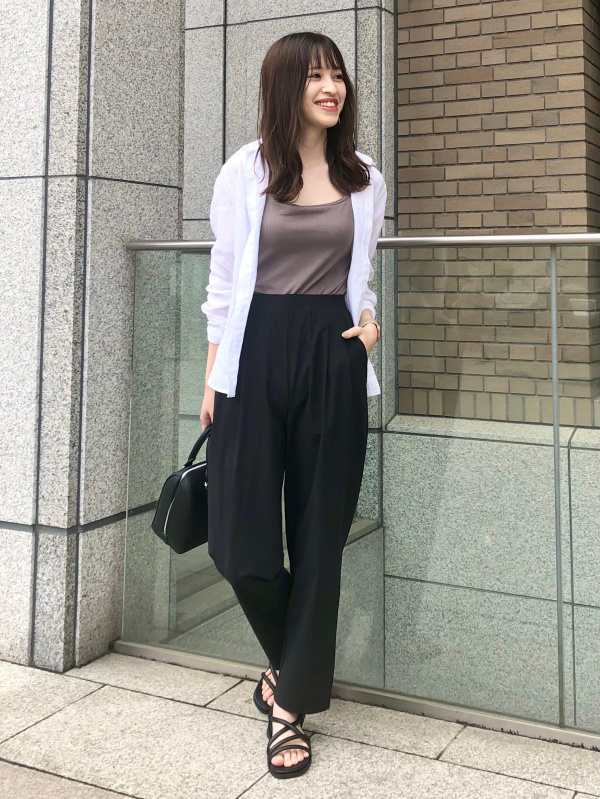 レーヨンブラウス（半袖）、感動パンツ（スリムストレート・丈標準70