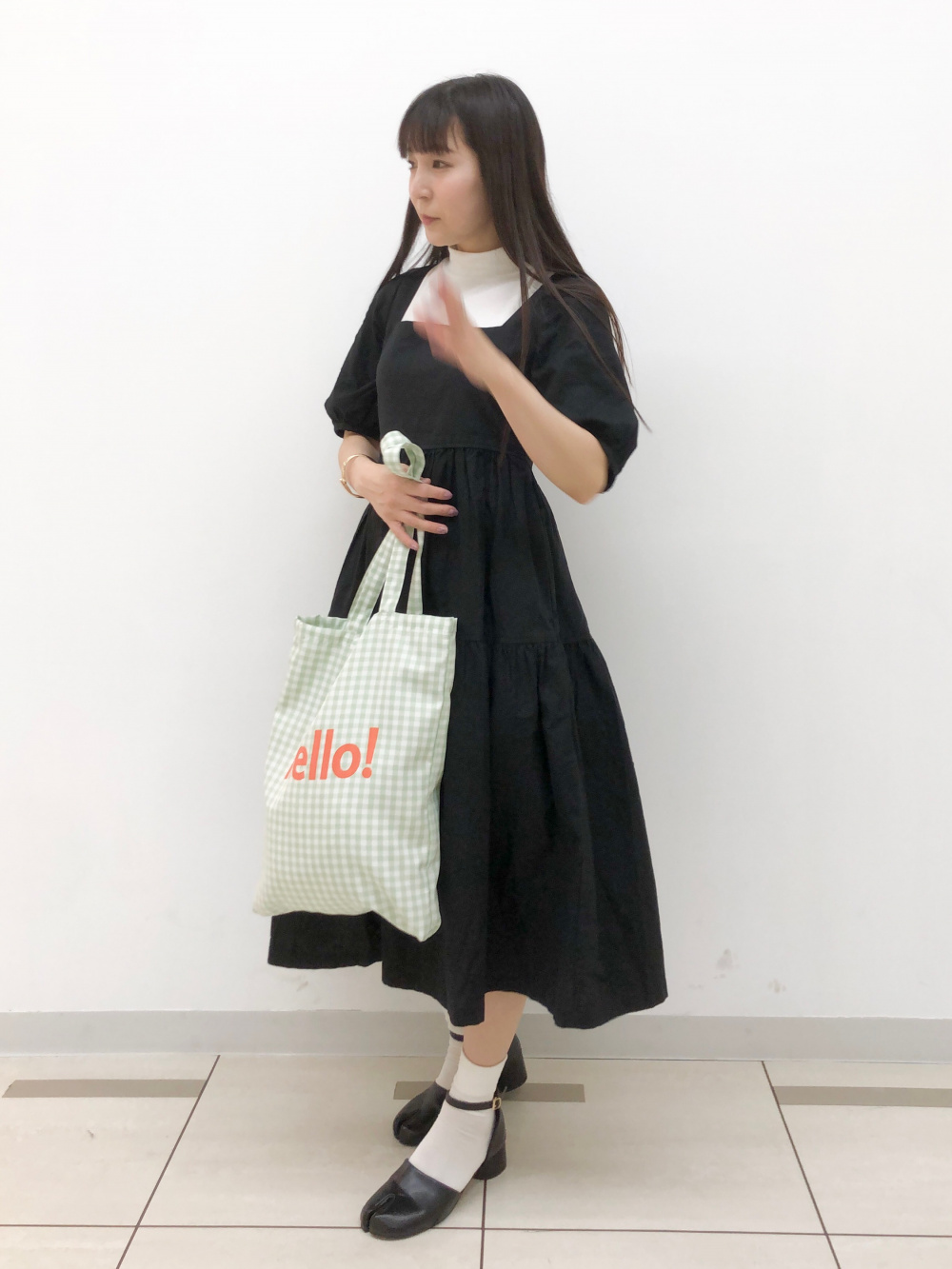 【MAJE】リネンブレンド シャーリングシャツワンピース ネイビー リネンブレンドシャーリングワンピース（半袖・丈短め・107