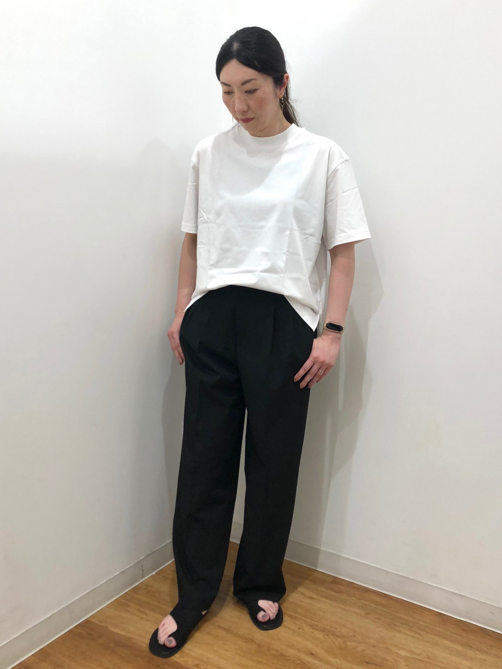 「100%ウール」2タックワイドパンツ