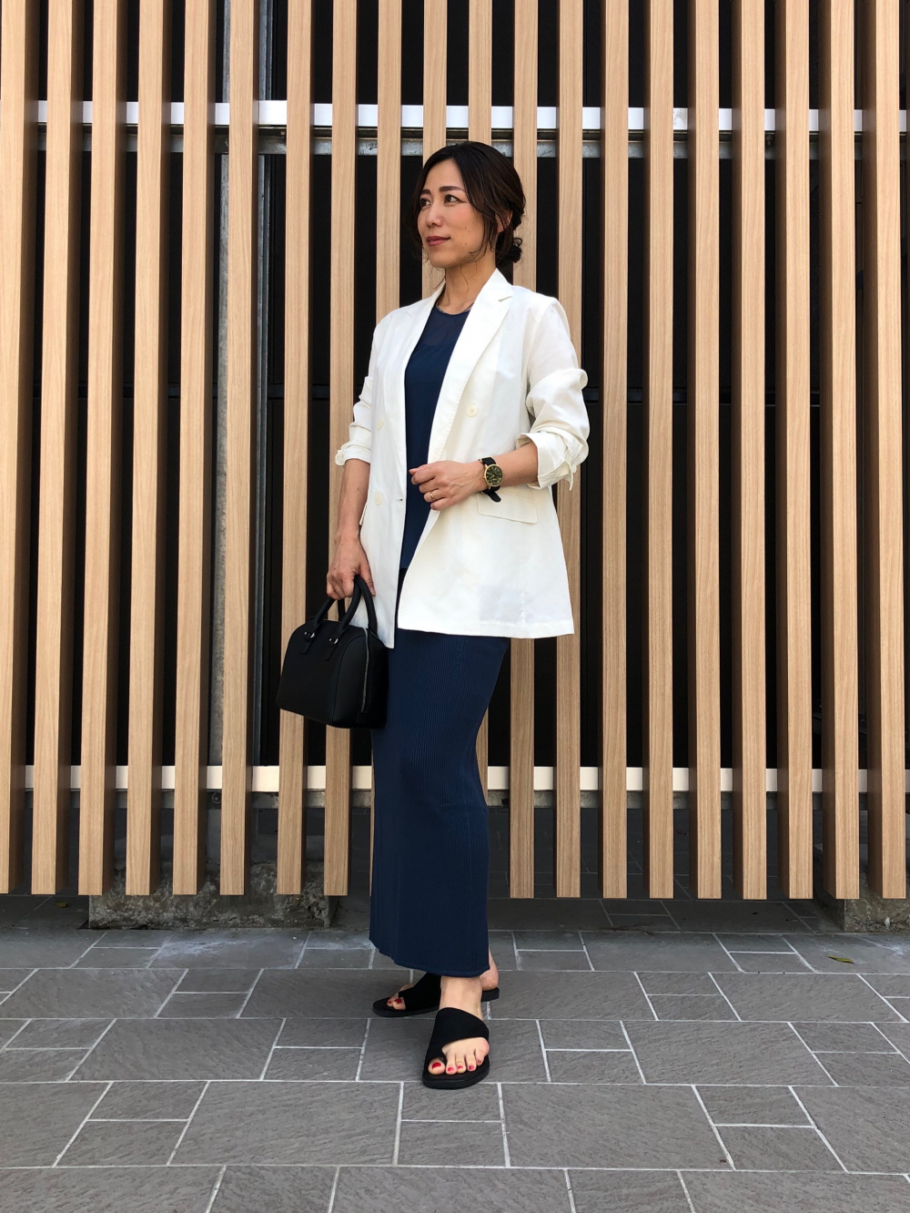 新品　ユニクロ　リネンブレンドジャケット これは買い…！紫外線や冷房対策もできる“リネンブレンド
