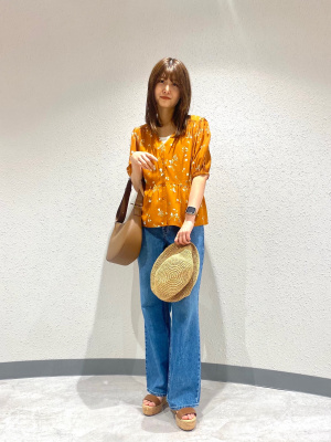 ユニクロ　レーヨンVネックブラウス　(M)　とろみ素材　レディース 7days Life Styling ブラウス シャツ 「とろみシリーズ」Vネック