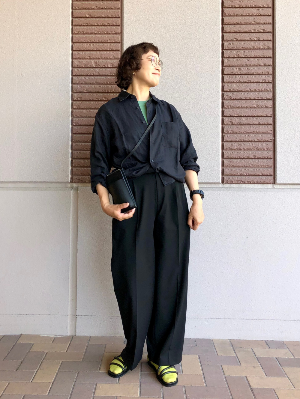 リラックステーラードジャケット、タックワイドパンツ