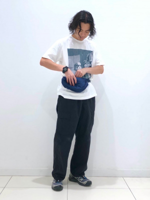 ユニクロ公式 | UTGP2023： MAGIC FOR ALL UT グラフィックTシャツ