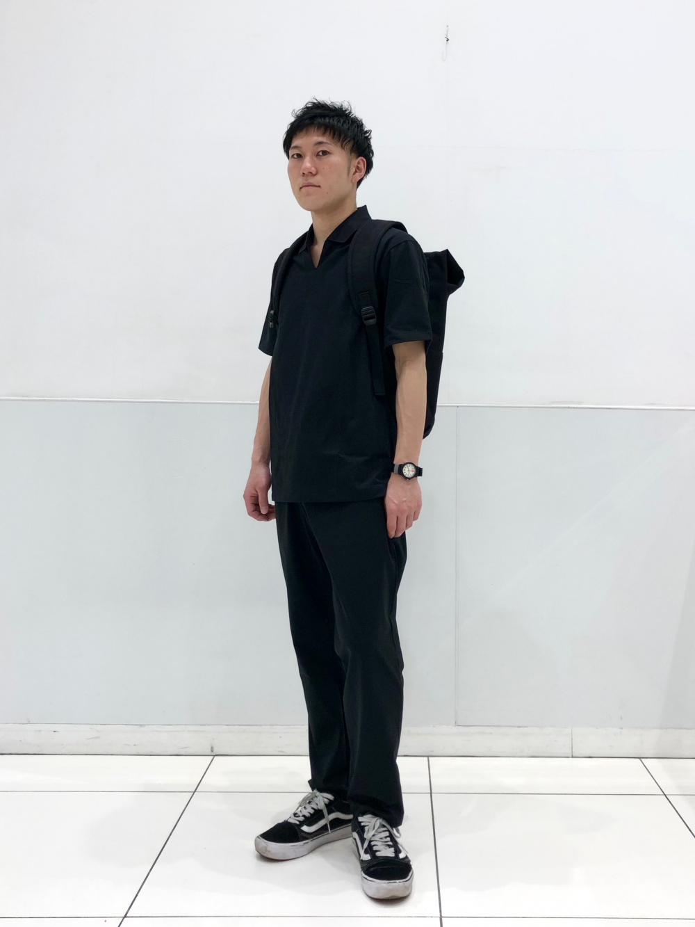 エアリズムポロシャツ（スキッパー・半袖）」の着用コーディネート