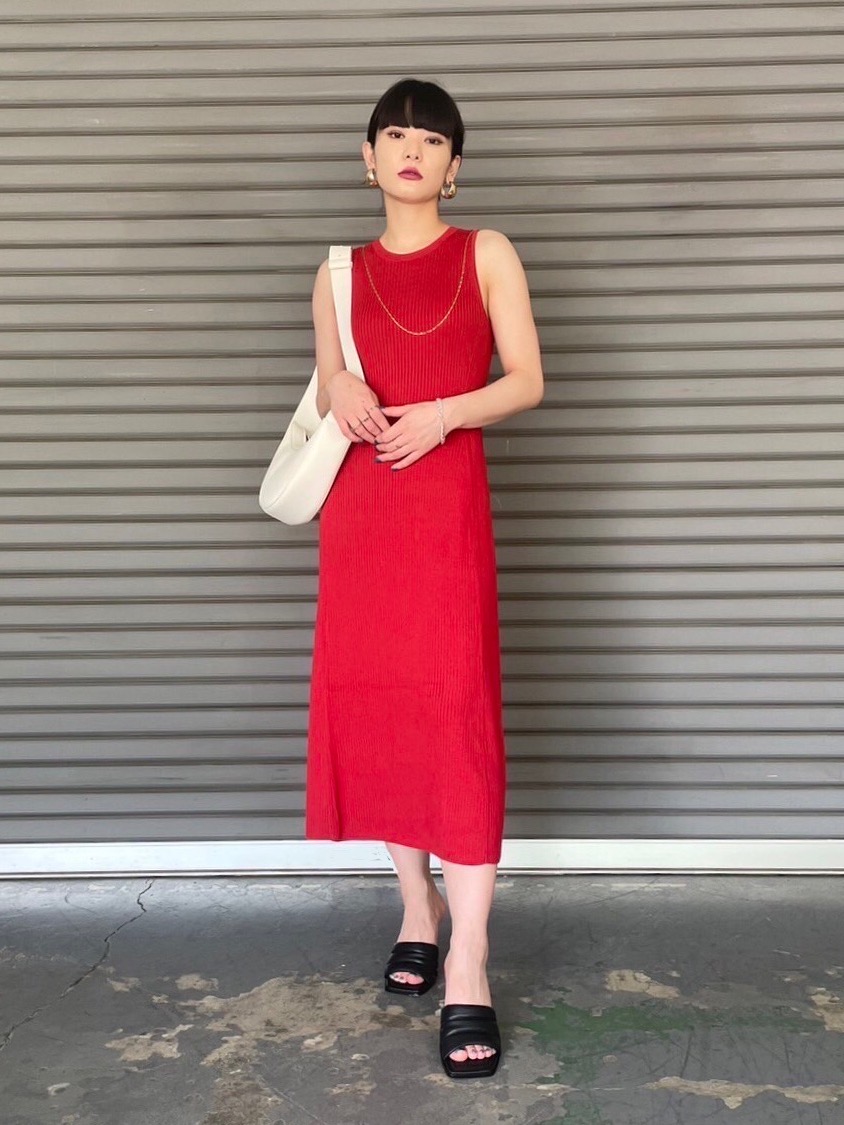 コットンブレンドニットワンピース（ノースリーブ・標準丈・109.5
