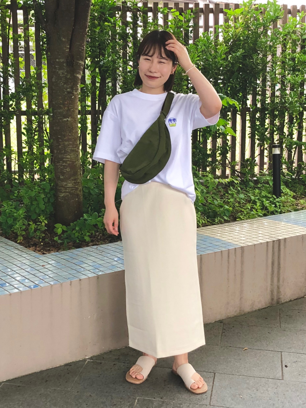 ディズニー グッド バイブス UT グラフィックTシャツ（半袖・オーバー