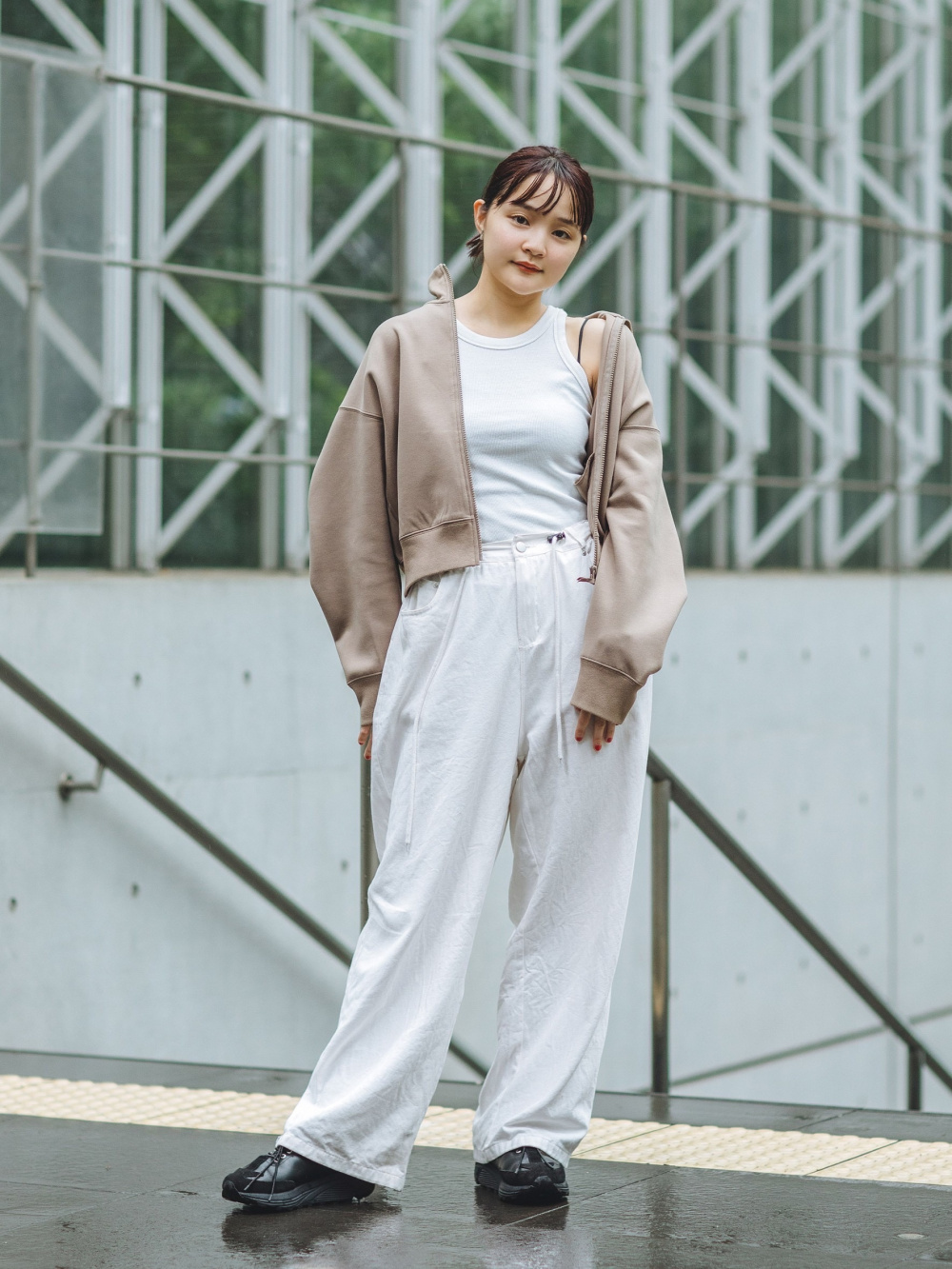 UNIQLO＋j ドライスウェット　セットアップ　ホワイトorブラック ドライスウェットリラックスブルゾン（セットアップ可能）、ワイヤレス