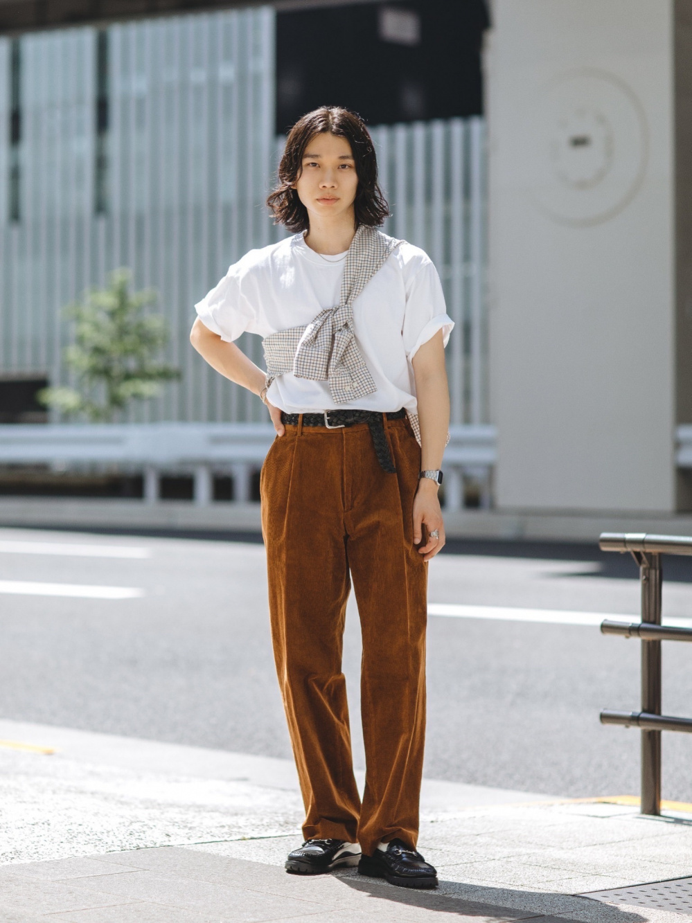 完売品】UNIQLO タックワイドパンツ コーデュロイ BROWN-