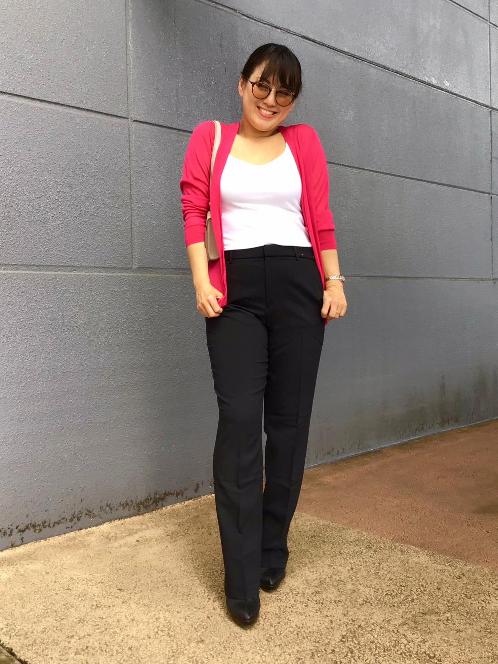 感動パンツ（ストレート・丈長め77cm）セットアップ可能」の着用