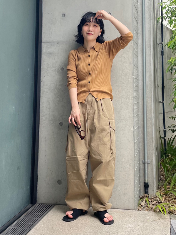 UNIQLO ユニクロ カーゴパンツ オリーブ Mサイズ ワイドフィット 通販 UNIQLOユニクロ カーゴパンツ
