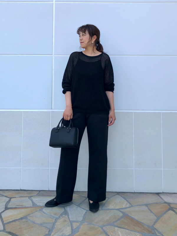 シームレスブラキャミソールのコーディネート・着用イメージ｜ユニクロ公式