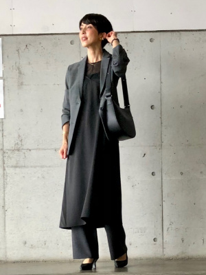 専用　UNIQLO♡Sサイズ ブラック トップス 着心地よすぎてびっくりした。ユニクロの「1990円トップス」着回し力も