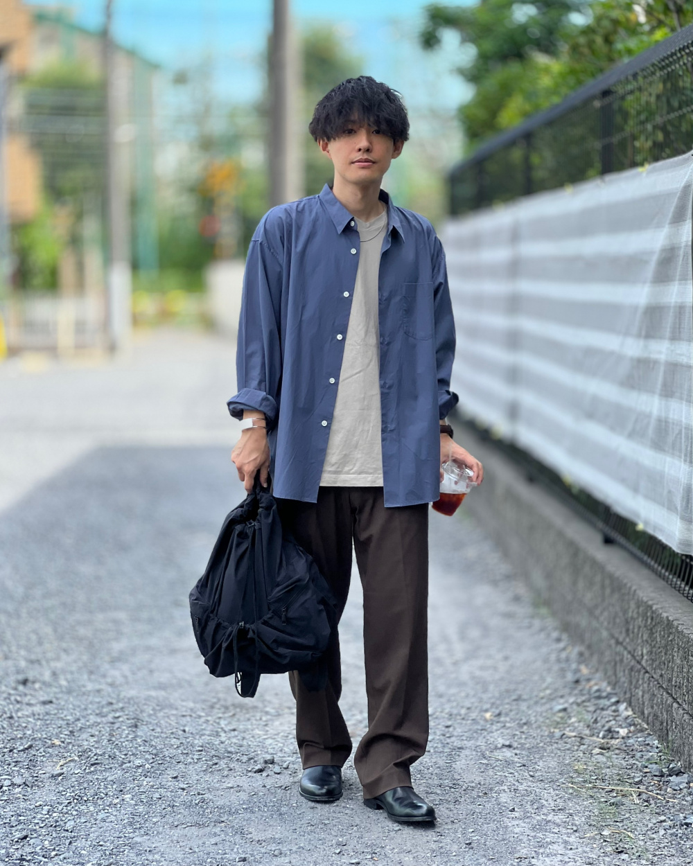 リラックスフィットVネックTシャツ(半袖)、感動シャツジャケット」の 