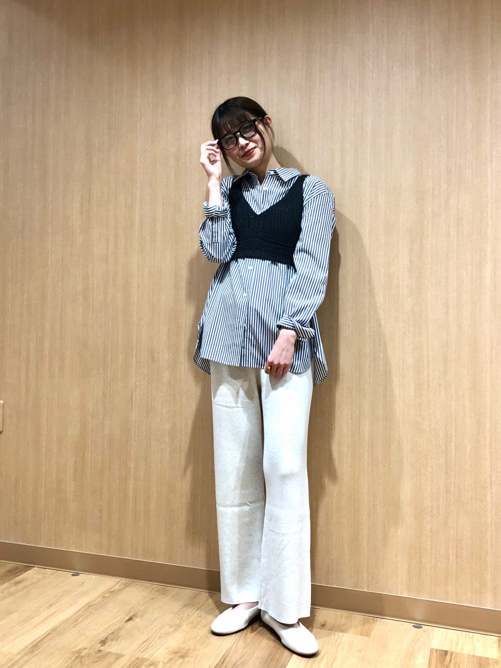 メッシュマキシワンピース（ノースリーブ）、3Dリブニットブラ」の着用