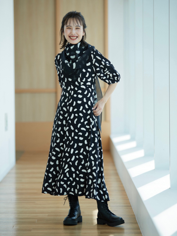 ♡美品♡ アパルトモン　Wool×Silk All In One ネイビー ♡美品♡ アパルトモン Wool×Silk All In One ネイビー 名品