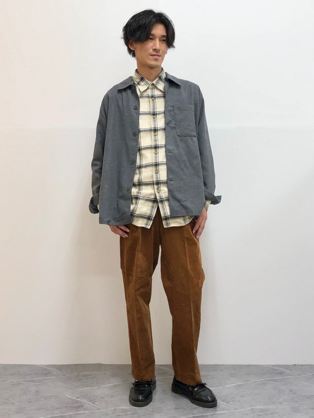 タックワイドパンツ/コーデュロイ」の着用コーディネート