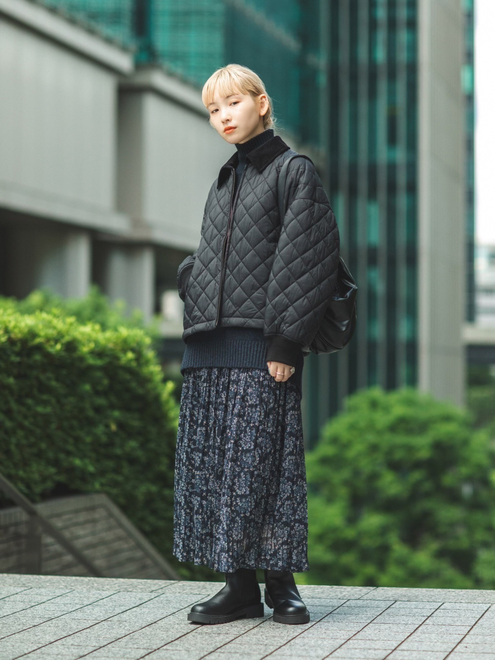 UNIQLO CパフテックブルゾンM ブラック ねばき