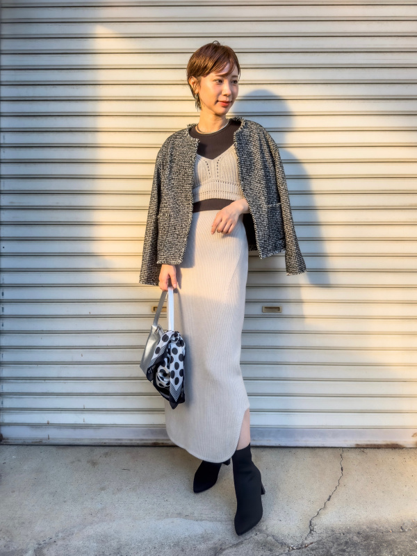 コットンリブクルーネッククロップドT（半袖）（レディース）の着用