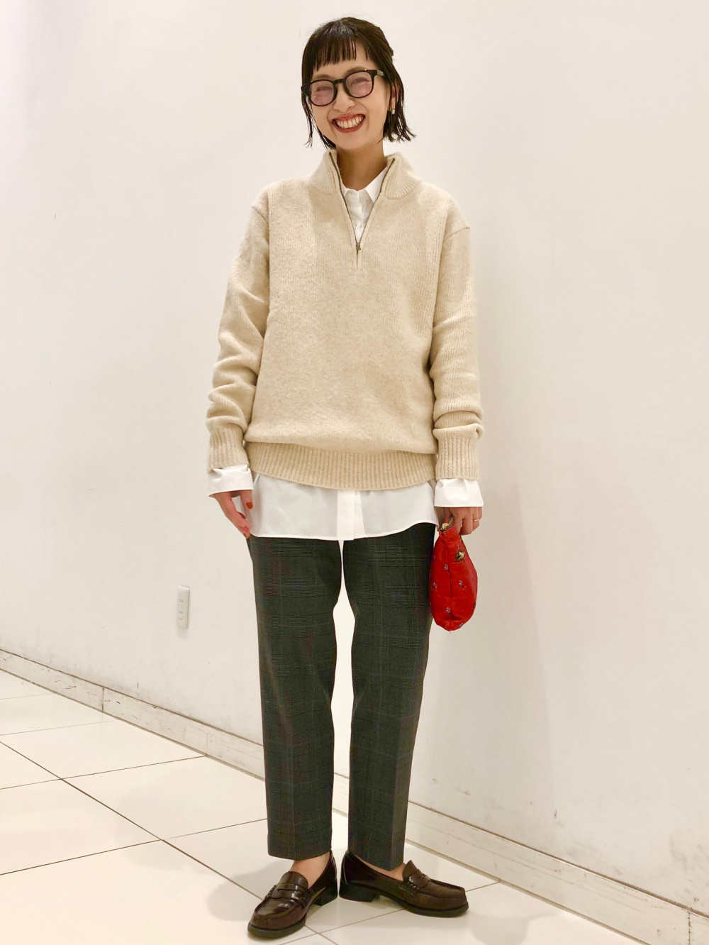 ハイネックT（5分袖）、スマートアンクルパンツ（グレンチェック