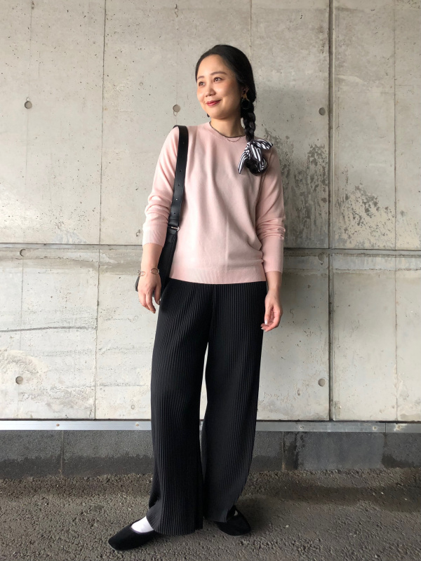 スタッフスタイリング、プリーツストレートパンツ」のレディース