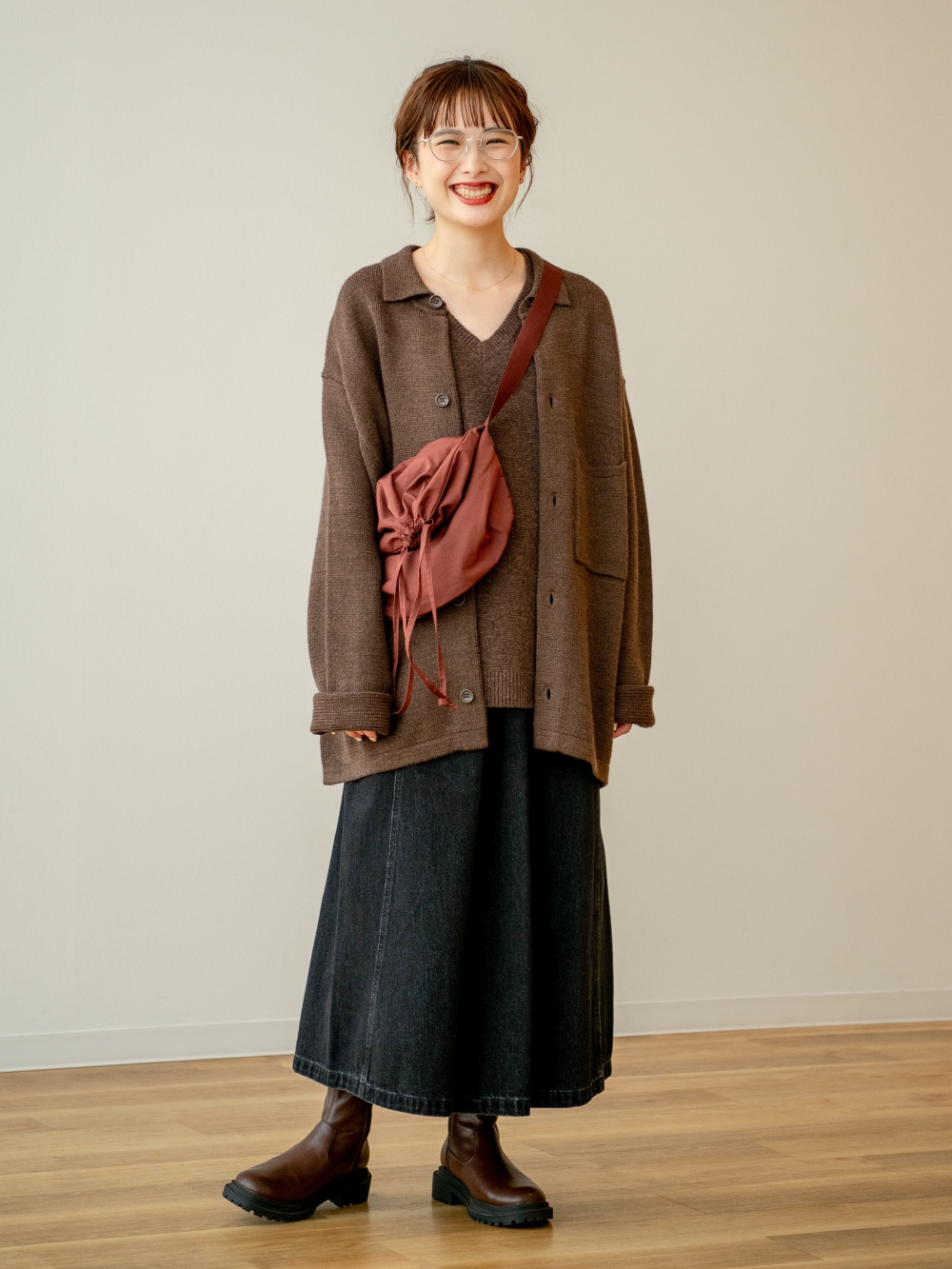 23FW UNIQLOU ニットオーバーサイズシャツジャケット　Brown L ニットオーバーシャツジャケット（長袖）」の着用コーディネート