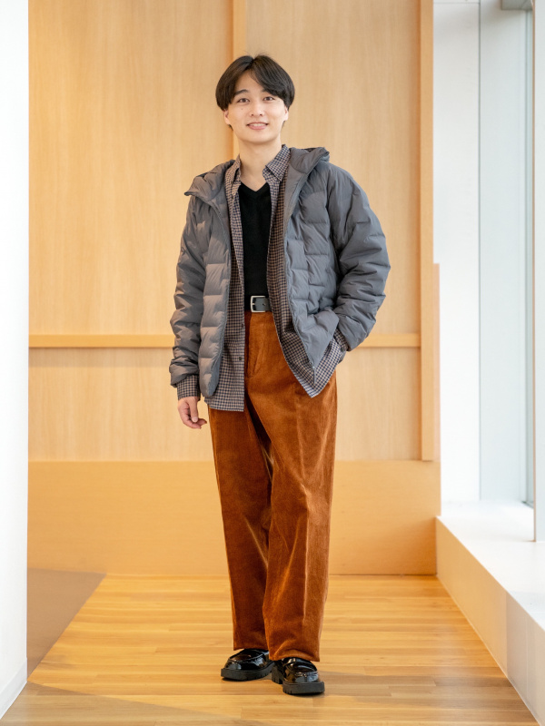 タックワイドパンツ/コーデュロイのコーディネート・着用イメージ
