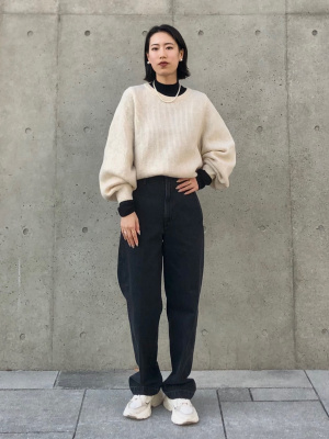 UNIQLO - カリーヌ✳︎メリノブレンドフレアセーター　へプラムニット UNIQLO（ユニクロ）の「メリノブレンドリブクルーネックセーター